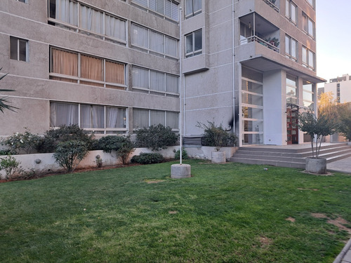 Barrio Residencial, Excelente Ubicación A Pasos Metro Toesca