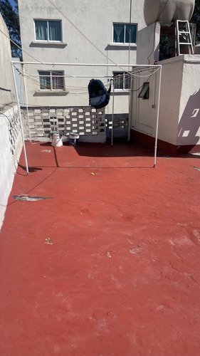 Vendo Casa Paseos De Churubusco. Parque Tezontle, Plaza Oriente A 400 Mts. Central De Abastos , Metrobus Rio Teolutla A 50 Mts., Central De Abastos., Foro Sol. A 5 Minutos. Aeropuerto A 10 Min.