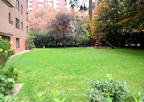 Depto. En Venta 3 Dormitorios Las Condes/ Impecable / Vista