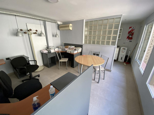 Venta Oficina Saavedra - Casa Ideal Para Oficina Audiovisual, Arias 2600