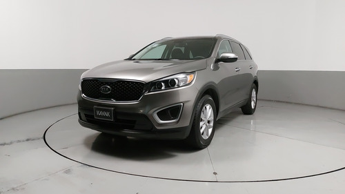 Kia Sorento 2.4 LX AUTO