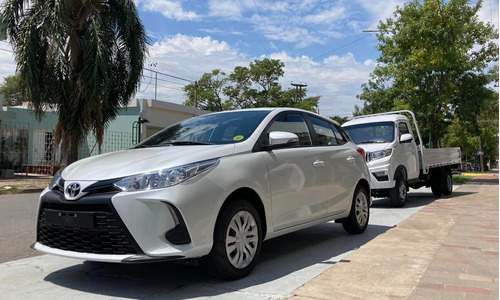 Imagen 15 de 15 de Toyota Yaris 5 Puertas 1.5 6m/t Xs 0km My2023