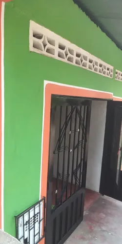 Vendo Casa Con 2 Apartamentos Todos Los Servicios En F