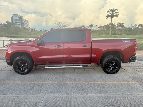 Chevrolet Silverado 5.3 Z71 4X4 At