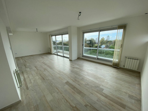 Imagen 4 de 19 de Venta De Departamento 2 Dormitorios En Parque San Martin