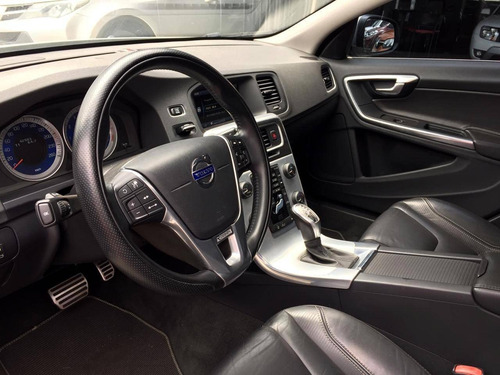 Volvo S60 3.0 T6 R-design Awd Gasolina 4p Automático