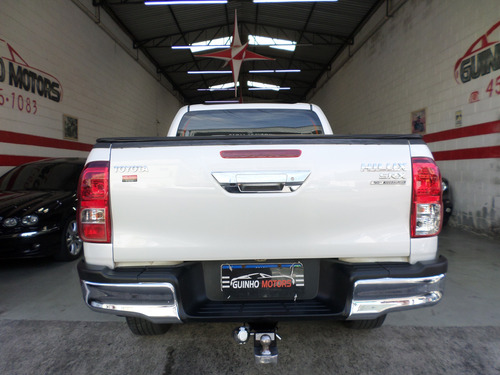 Toyota Hilux 2.8 Tdi Srx Cab. Dupla 4x4 Aut. 4p