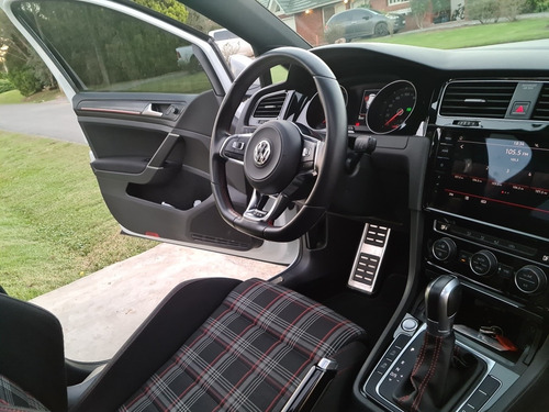 Volkswagen Golf 2018 2.0 Gti Tsi App Connect