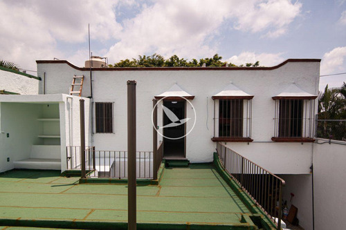 Casa En Jacarandas
