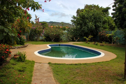 Imagen 17 de 22 de Venta De Casa Posada En Playa El Agua Margarita