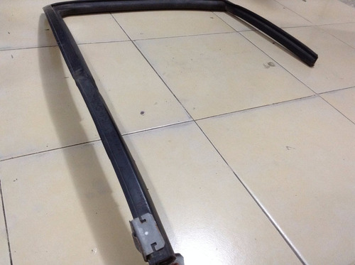 Hule Marco Guia De Cristal Puerta Trasera Izquierda Sentra