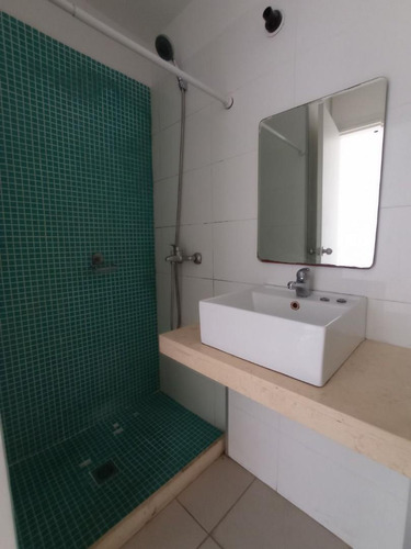 Imagen 15 de 15 de Apartamento Moderno, Y Luminoso Sobre Avenida!!