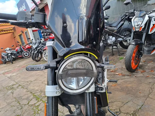 Husqvarna Svartpilen 401 Negra - 100% Financiada