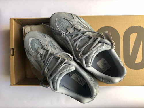 Zapatillas adidas Yeezy 700 V2 Hospital Blue