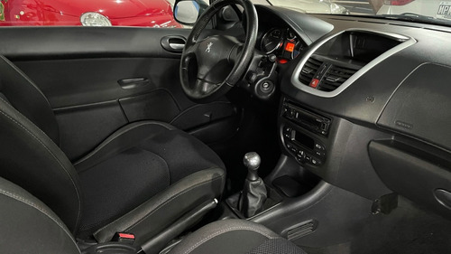 Peugeot 207 1.6 Xt 2010