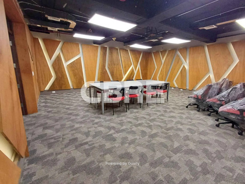 Oficinas En Edificio Moderno Av. Vitacura