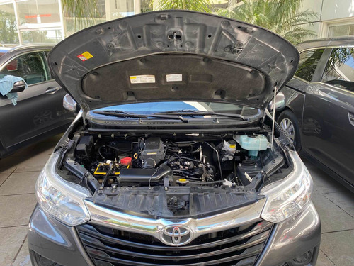 Imagen 8 de 15 de Toyota Avanza Avanza Premium