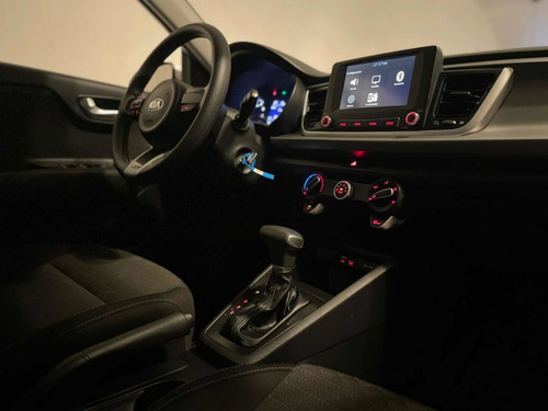 Imagen 6 de 12 de Kia Rio 2020 1.6 L Sedan At