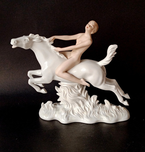 Bella Figura Porcelana Alemana Wallendort Amazona En Caballo