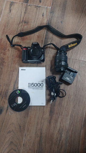 Nikon D5000