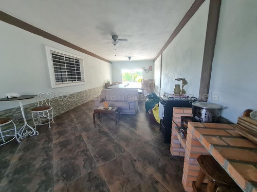 Imagen 10 de 30 de Casas En Venta En Terepaima Cabudare Estado Lara Cod Flex Ref # 22-1145 / 0 4 1 2 1 5 1 8 8 9 3 / Mr