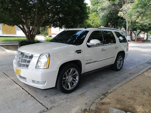 Imagen 1 de 15 de Cadillac Escalade 2013 6.2 Platinum