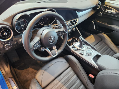 Imagen 10 de 14 de Alfa Romeo Giulia 280 Cv Veloce My 2023