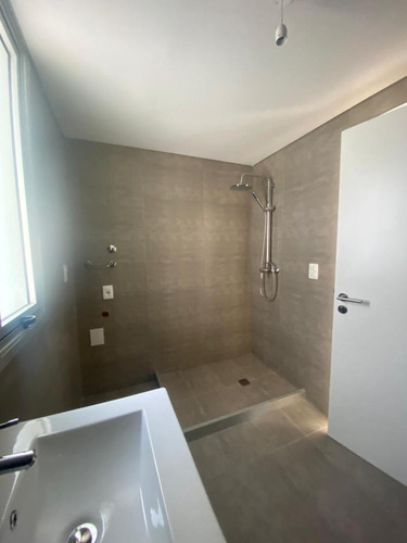 Apartamento Venta 2 Dormitorios Cordón - Av 18 De Julio