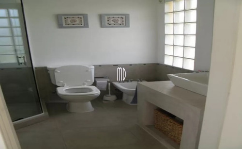 Excelente Casa,muy Comoda Con Piscina A Metros De La Playa.ref: 5266