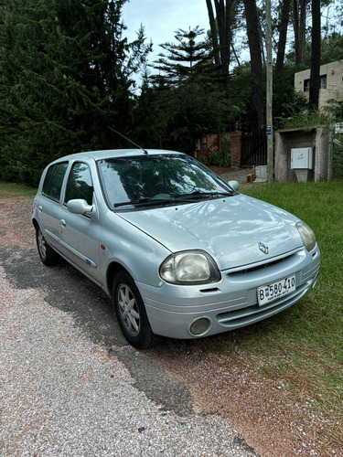 Renault Clio 1.2 Rn Aa Pack