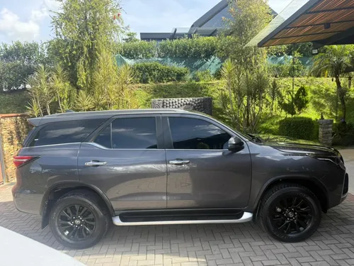 Toyota Fortuner 2.8 Srv 2023