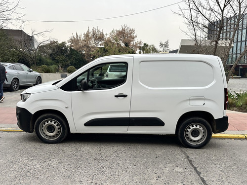 Peugeot Partner 2022