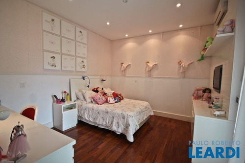 Imagem 10 de 15 de Casa Em Condomínio - Alphaville - Sp - 561075