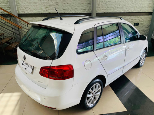 Volkswagen Suran 1.6 Trendline 2013 50% Financiado
