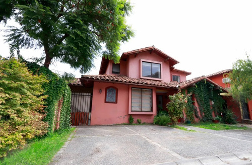 Gran Casa 6d-4b En Exclusivo Sector