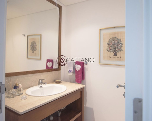 Imagen 14 de 23 de Venta De Excelente Apartamento De 3 Suites Más Dependencia Frente A Playa Brava, Punta Del Este. - Punta Del Este Brava