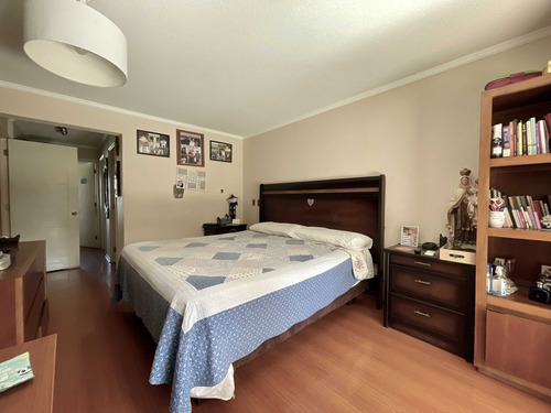 Casa 5 Dorm + Servicio (95981)