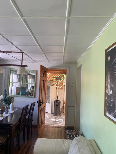 Casa En Venta A 2 Cuadras De La Plaza De Peñaflor, Excelente