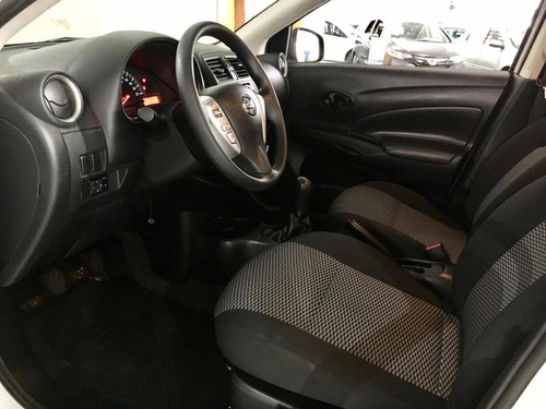 Nissan Versa 1.0 12v Flex 4p Manual