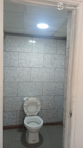 Local Comercial En Arriendo En Estación Central