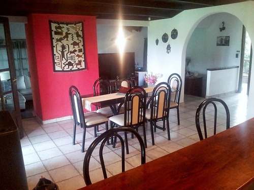 Imagen 18 de 27 de Excelente Propiedad En La Zona Del Golf Acceso A Villa Gesell Ideal Vivienda Permanente Cuenta Con Todos Los Servicios