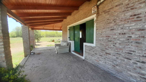 Imagen 2 de 21 de Excelente Casa Quinta En Lote De 2,25 Hectareas Sobre Ruta 41