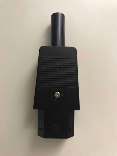 Conector Iec320 Nema C13 (hembra) 110-220vac 10a. Nuevo (Usado)