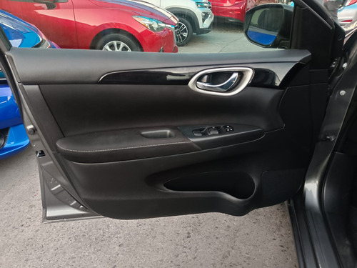 Nissan Sentra 1.8 Advance Cvt