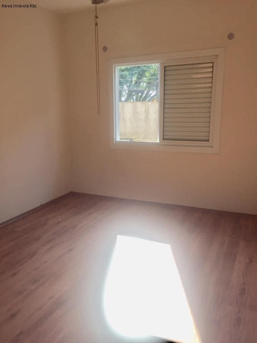 Vendo Sobrado (área Útil 85m²) No Bairro Dos Casa. Aceito Permuta. 2 Dormitórios, 2 Banheiros, Portão Automático. R$ 375 Mil - So00179 - 69338174