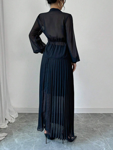 Pollera Y Top Cuello En V Con Transparencias Shein