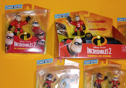 Los Increibles Junior Supers Auto 8 Figuras Originales Jakks (Usado)
