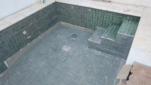 Construcción Piscinas En Hormigón Y Cemento, Llave En Mano.