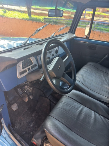 Imagem 5 de 18 de Toyota Bandeirantes 4x4
