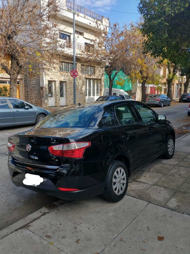Imagen 2 de 13 de Fiat Grand Siena 1.4 Attractive 87cv 2013